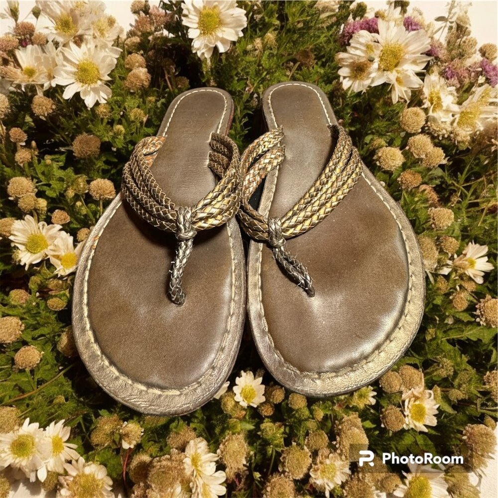 Bernardo size 11 gold/ silver braided leather sandal slipper